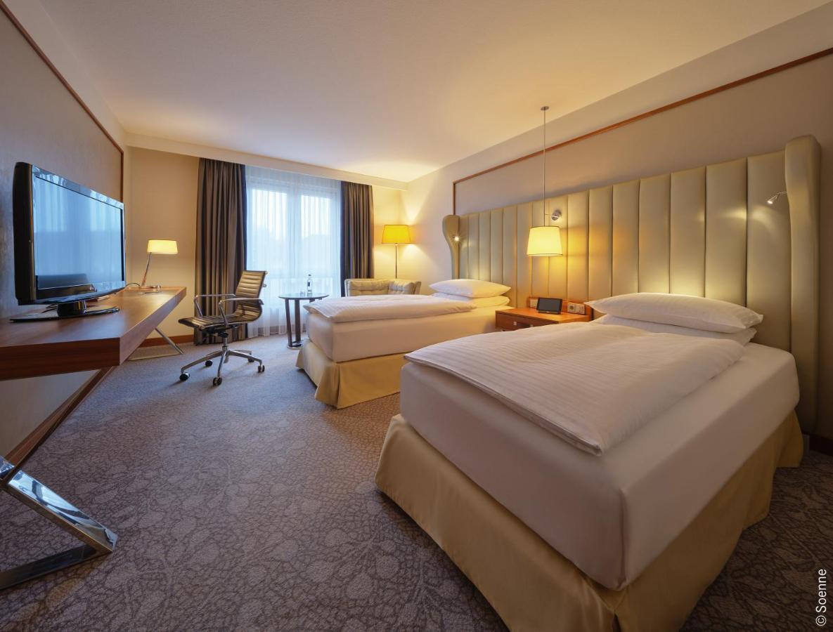 Dorint Hotel Bonn Exterior foto
