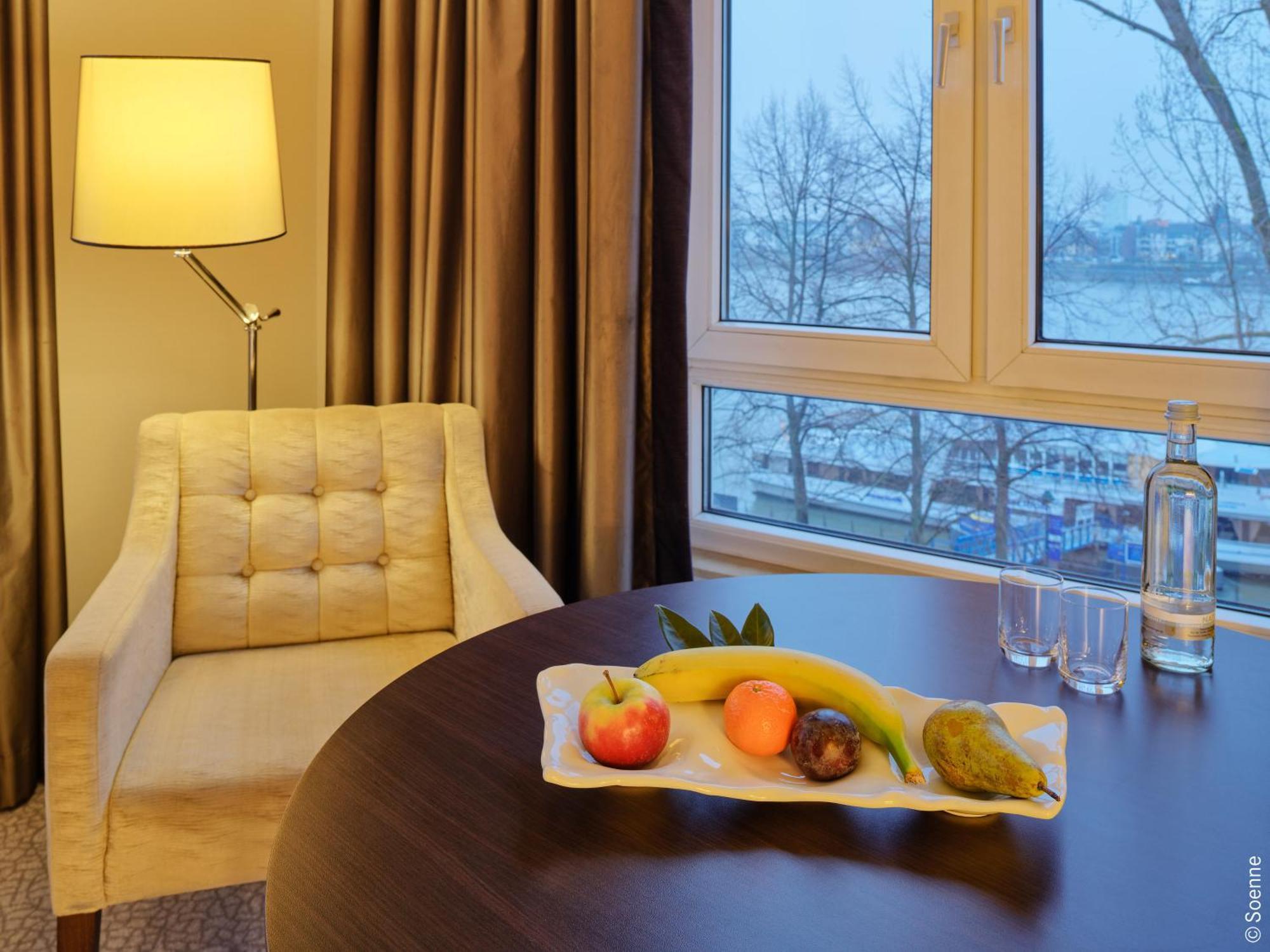 Dorint Hotel Bonn Exterior foto