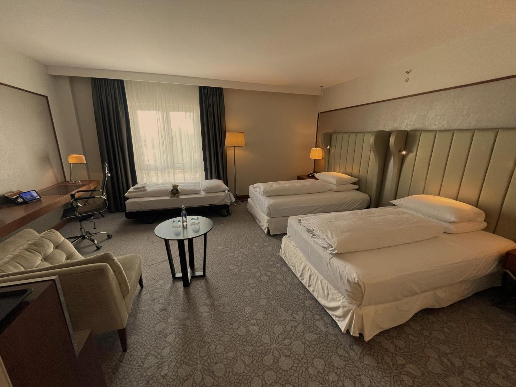 Dorint Hotel Bonn Exterior foto